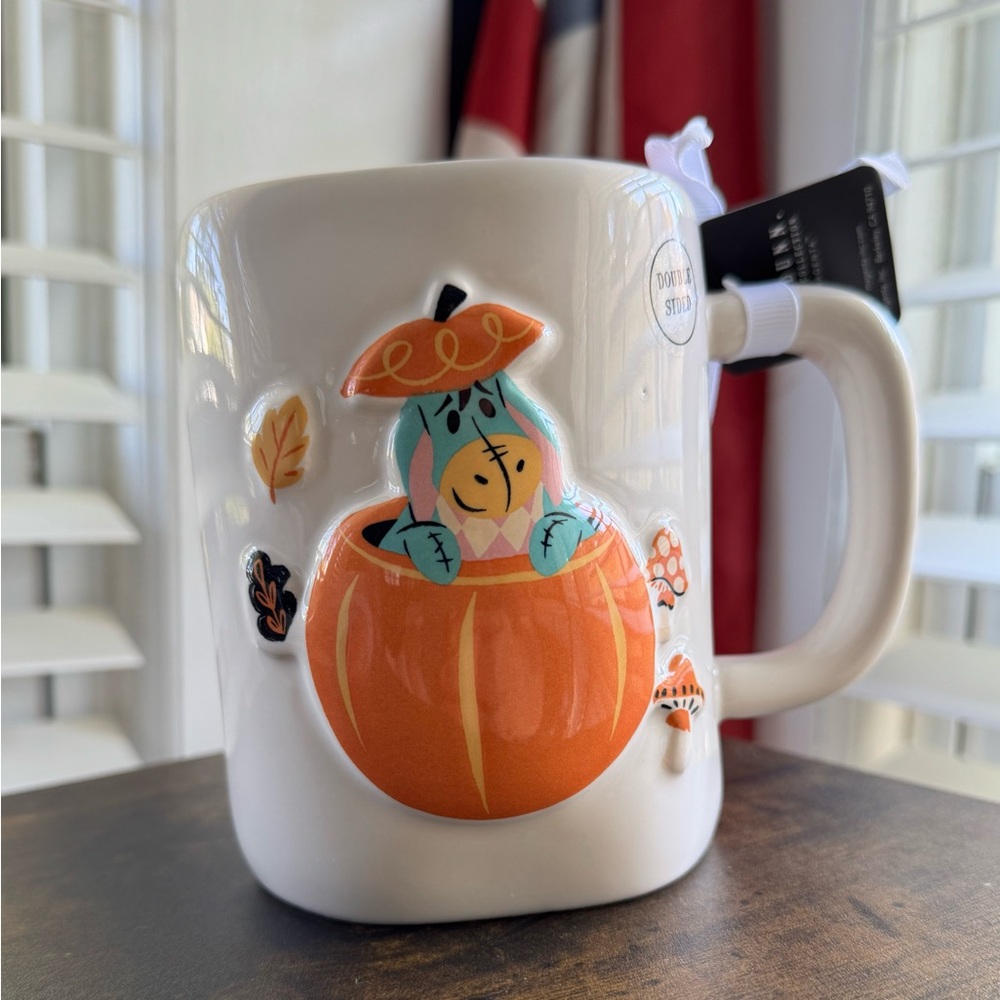 NWT Disney Eeyore Pumpkin Halloween Mug